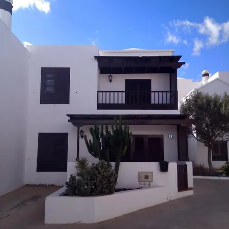 Aretina's Lanzarote Retreat *