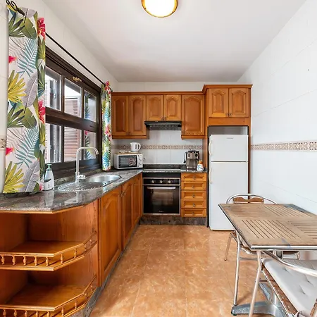 بيت للعطل Aretina's Lanzarote Retreat كوستا تاغيسي