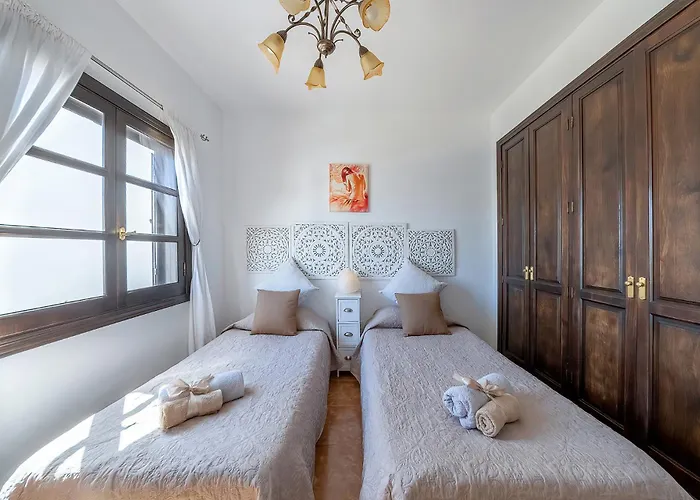 בית נופש Aretina's Lanzarote Retreat *