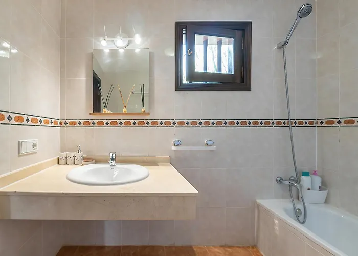 בית נופש Aretina's Lanzarote Retreat